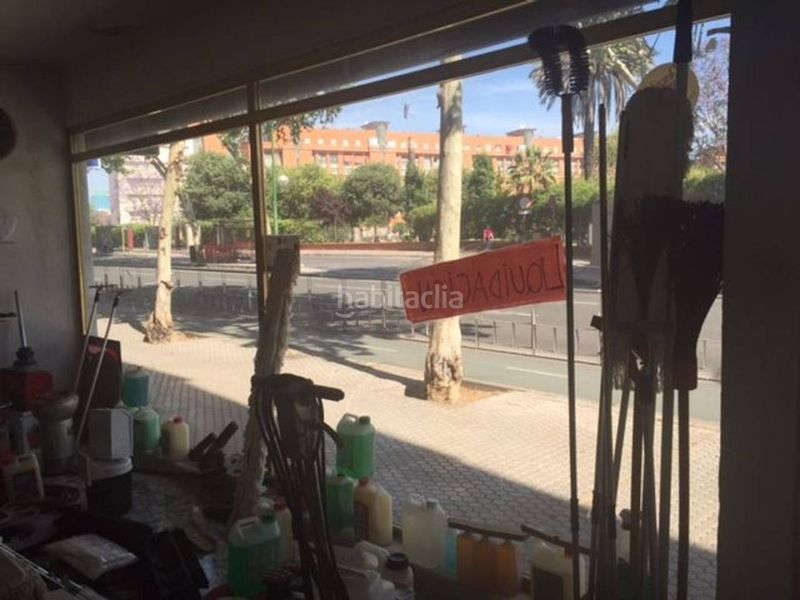 Foto 4dca6152-d547-4eac-97e4-d0ba057f2012. Local comercial a San Gil Sevilla