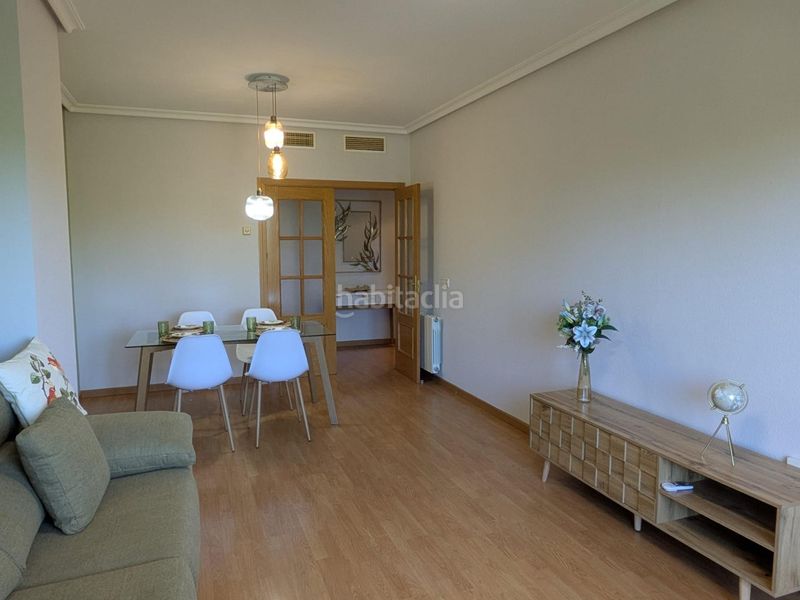 Foto 00c3236e-577c-4808-a057-1217d3c10803. Rent flat with heating parking pool in nuevo Cáceres Cáceres