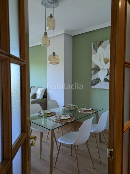 Foto c6886f94-81ad-46db-99bf-25972e45d80c. Rent flat with heating parking pool in nuevo Cáceres Cáceres