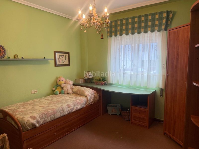 Foto 929a1872-2f25-49ce-af33-cf211b68d77f. Pis amb aparcament a Centro Cáceres