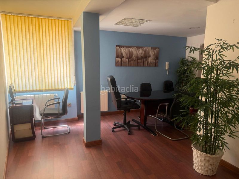 Foto ab31bd1a-6a9a-4f81-9e32-9e3b2179c2b6. Affitto ufficio in Centro Cáceres
