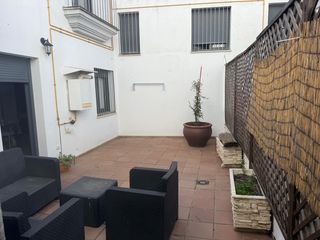 Location Maison à Casco Antiguo. Encantadora casa reformada en el corazón del casco antiguo de cá