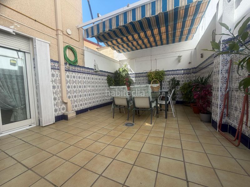 Foto 490a5fba-9c39-4062-847a-19c92fd8d2eb. Casa adossada amb aparcament a Centro Cáceres
