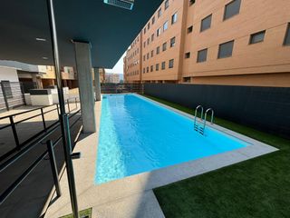 Miete Etagenwohnung in Nuevo Cáceres. Exclusivo piso en alquiler con piscina en casa plata, cáceres