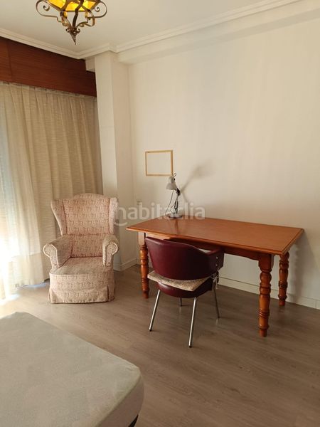Foto a01a96ae-795d-466b-b77f-5960a9e57d0a. Rent flat with heating in Centro Cáceres