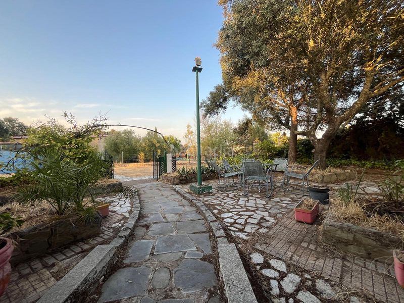 Foto ff7371d1-57a4-475c-bcaf-4f9e253b2366. Casa amb piscina a La Cañada - Aldea Moret Cáceres