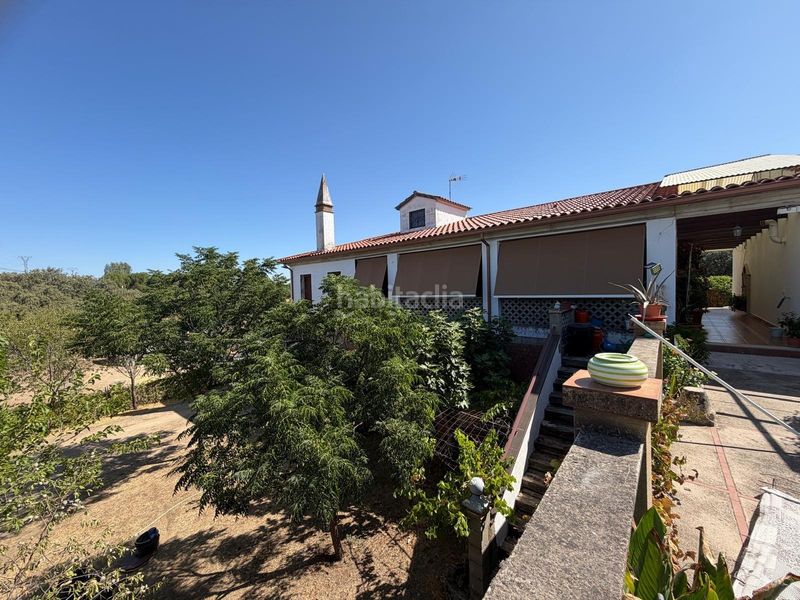 Foto 9b13f25c-700c-4da6-8973-7f948cf78b94. Xalet amb calefacció piscina a Casar de Cáceres