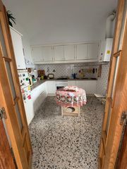 House in Casco Antiguo. Casa con encanto en el corazón de cáceres  oportunidad única