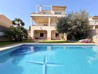 Haus in Calafell - cl migjorn 56. Casa independiente con piscina y vistas al mar en mas mel, calaf