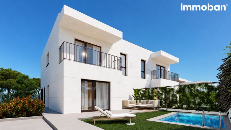 Foto fa02c881-b630-4745-9bd8-20b7558d8e39. Casa aparellada a Calafell - duesaigues 61 a Bellamar Calafell