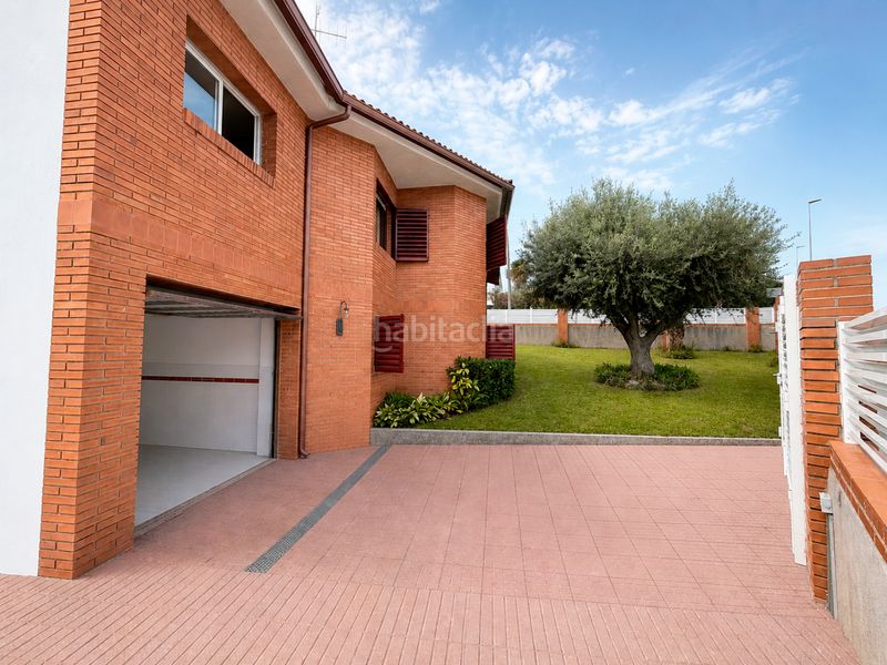 Foto 31c85ddc-bb21-4680-8d77-f2f10bb58951. Casa amb calefacció aparcament a Calafell residencial Calafell