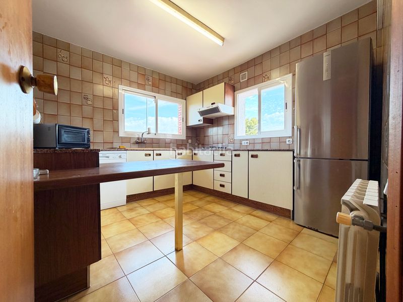 Foto 5741f978-a19b-4237-a598-676e064707be. Casa amb calefacció aparcament a Calafell residencial Calafell