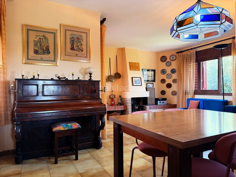 Foto c69287c4-76ae-42c9-bfda-bf4b8589a38a. Casa amb calefacció aparcament a Calafell residencial Calafell