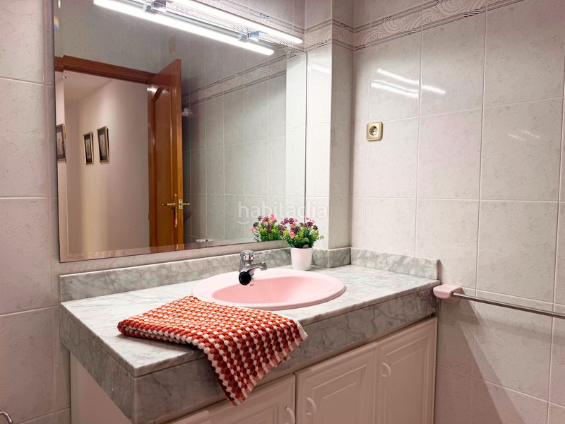 Foto e3c8345d-24fa-47a1-87d6-53c46656365e. Casa amb aparcament a Calafell poble Calafell