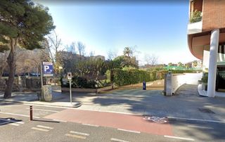 Lloguer Aparcament cotxe a Carrer de ganduxer 25-27. Parking individual de alquiler en  o cl ganduxer, 25-27 bajo/doc