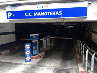 Lloguer Aparcament cotxe a Avenida de manoteras 40. Parking individual de alquiler en av. de manoteras, 40, hortalez