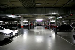 Lloguer Aparcament cotxe a Gregorio uzquiano kalea 14. Parking individual de alquiler en cl gregorio uzquiano, s/n port