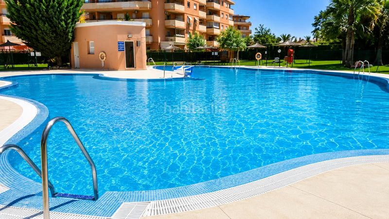 Foto 4595beaa-b9dd-424f-8e12-4ab6153883bc. Pis amb aparcament piscina a San Luis de Sabinillas Manilva