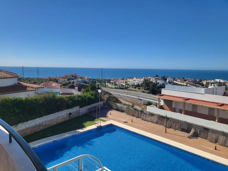 Foto 3659e177-fe5a-41e0-8e0b-0ba248b6d639. Dúplex amb aparcament piscina a Añoreta Golf - Paraíso del Sol Rincón de la Victoria
