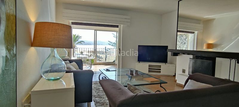 Foto 87ad1e69-d793-4306-be6b-7a716e11d334. Pis amb xemeneia calefacció a Puerto Banús Marbella