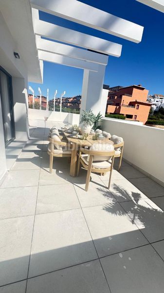 Foto 61e3a980-c115-4d53-b650-3a32b3be46c9. Apartament amb aparcament piscina a Casares golf - Casares del sol Casares