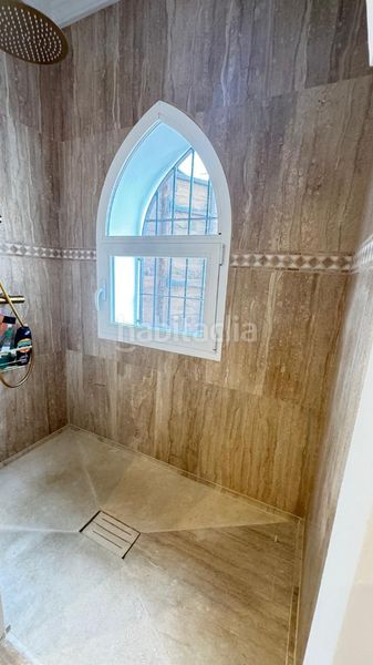 Foto 8f3a4e49-d844-4db0-b234-c55caa886345. Xalet amb xemeneia aparcament piscina a Chullera Manilva