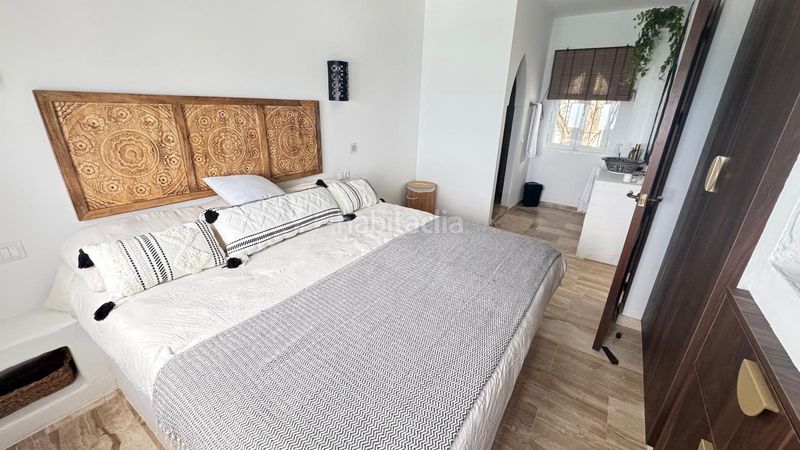 Foto 9ba5929e-cc50-45ca-8eba-2b90ffacc570. Xalet amb xemeneia aparcament piscina a Chullera Manilva