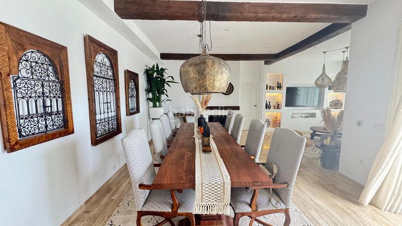 Foto bbb2c9ba-ebe1-4bc5-9489-1550c8f4da58. Xalet amb xemeneia aparcament piscina a Chullera Manilva