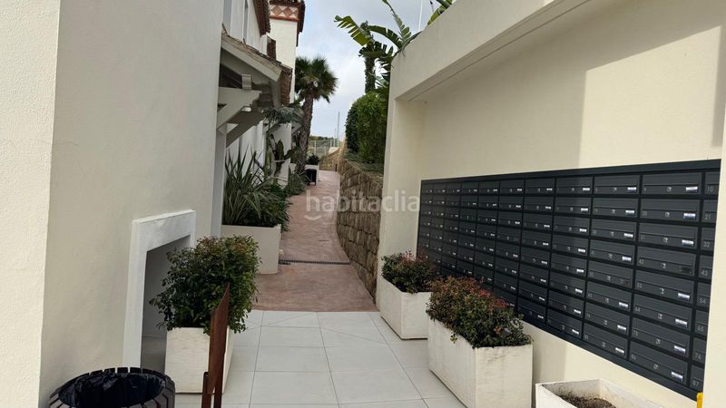 Foto 9ee06800-fb33-475a-8c68-88c8df27e35f. Casa adossada amb xemeneia aparcament piscina a Valle Romano Golf Estepona