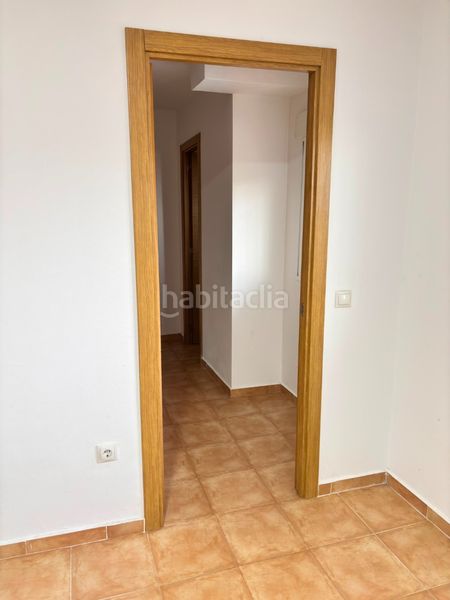 Foto 9fde6cac-31a6-46b3-b5af-ed8d479f221c. Alquiler apartamento disponible en alquiler apartamento reformado en alquiler de larga temporada en el valdés (málaga) en Moclinejo