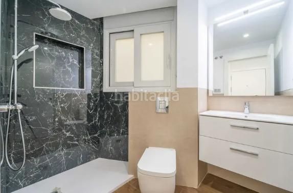 Foto 7de617e9-f0ff-459e-b7ed-2a207c5720b2. Pis amb aparcament a La Malagueta - Monte Sancha Málaga