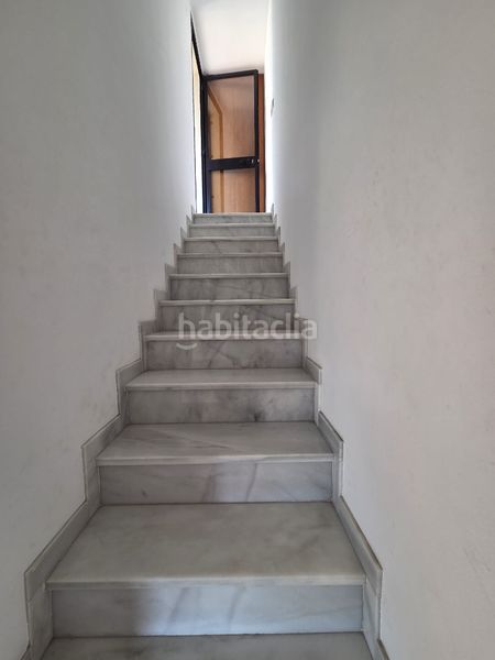 Foto 51950709-ac4a-4b90-bb8f-84adb602ba15. Dúplex a Miraflores del Palo Málaga