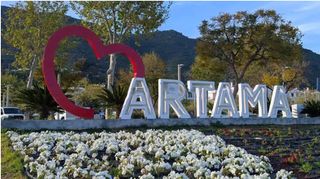 Xalet  Calle juan carlos i. Espectacular chalet independiente con piscina a la venta en cárt