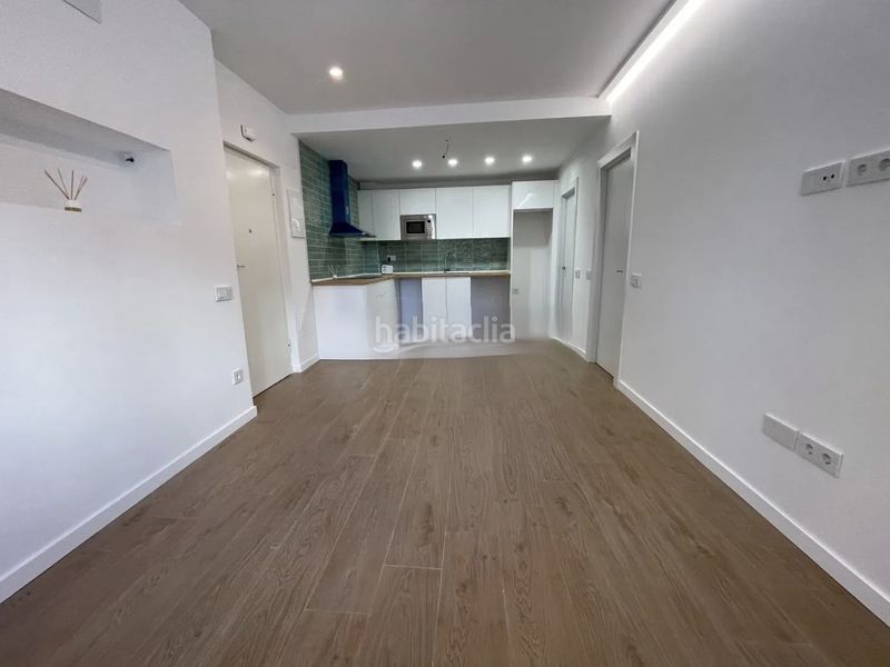 Foto 35826de1-92a2-433c-9e5c-9f8ee3870414. Pis a Manantiales-Estación de Autobuses Torremolinos