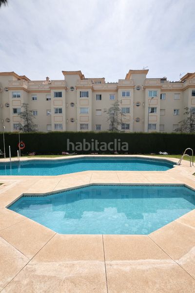 Foto 0f9511d1-7001-4973-ae26-97788dd36988. Pis amb aparcament piscina a El Pinillo Torremolinos