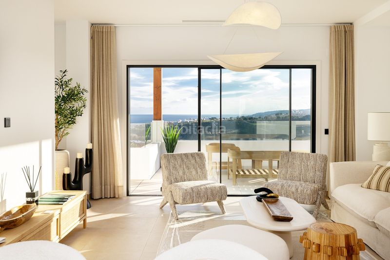 Foto 0436d9ce-9bff-4567-b568-49a2bc548865. Àtic amb aparcament piscina a Casares golf - Casares del sol Casares