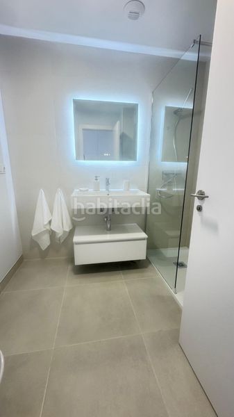 Foto 4c657d17-ab08-4d14-a61c-3ef47643e6c8. Pis amb aparcament piscina a bahía de Casares Casares