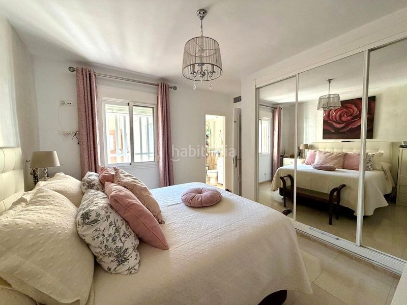 Foto 358dc8cd-748d-40c8-b211-1da3eee9ea50. Àtic amb aparcament a sierra de Estepona - avda. de andalucía Estepona