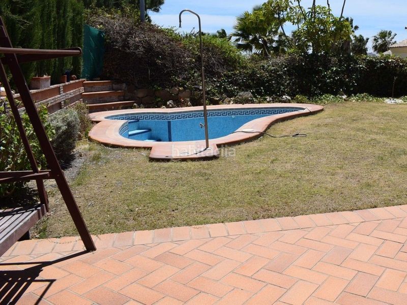 Foto d11fc599-c72d-409d-be15-4f7b6cfb35b5. Casa aparellada amb aparcament piscina a Puerto de la Duquesa Manilva