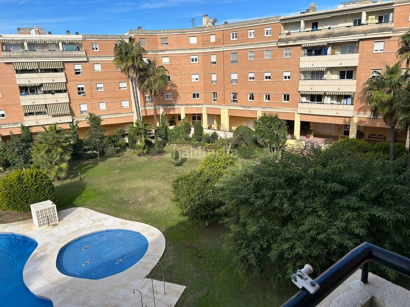 Foto 86530656-fae9-49e8-8ce0-03b4de18b0eb. Pis amb aparcament piscina a El Consul - Ciudad Universitaria - El Romeral Málaga
