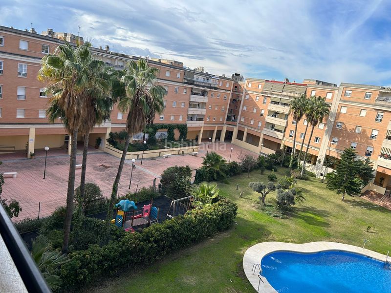 Foto af6e28ab-f8d0-4258-805e-4cf21657b47c. Pis amb aparcament piscina a El Consul - Ciudad Universitaria - El Romeral Málaga