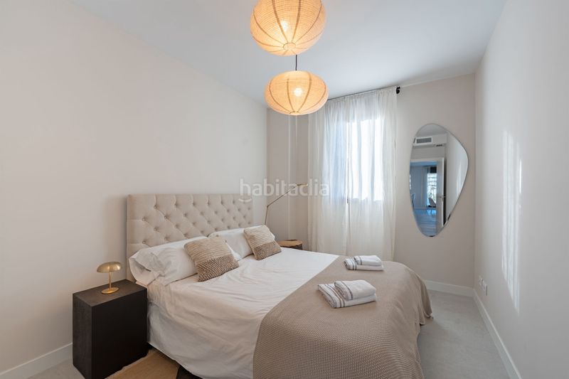 Foto 2c0b9fa4-c308-4feb-8896-b3774608448e. Àtic amb piscina a Huerta Nueva Estepona