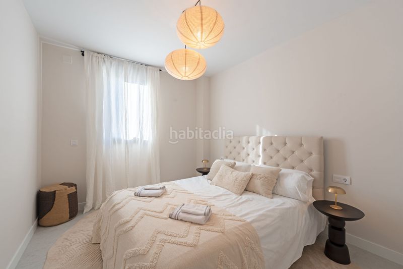 Foto f84511a3-e564-4535-aa65-22b69602dec7. Àtic amb piscina a Huerta Nueva Estepona