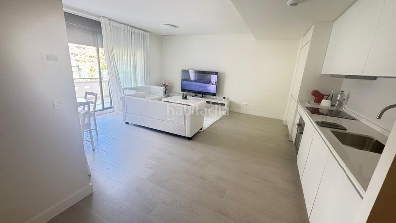 Foto 02191c59-3c9d-4774-9485-446777cf5540. Apartament amb calefacció aparcament piscina a Casares golf - Casares del sol Casares
