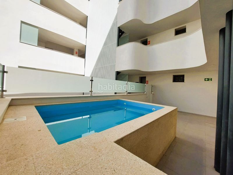 Foto 21bd7bbc-6be3-4e0e-b8d0-7f713c409a13. Pis amb calefacció aparcament piscina a Zona Calvario Estepona