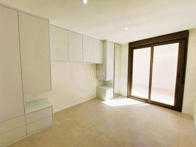 Foto ca973a9c-9b37-4ec5-baa9-47e2983f82cd. Pis amb calefacció aparcament piscina a Zona Calvario Estepona