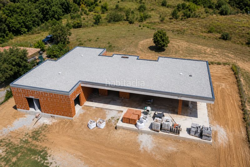 Foto e19eadf9-47eb-4069-92a1-273fd87a852d. Chalet avec cheminée chauffage parking piscine dans Peralada