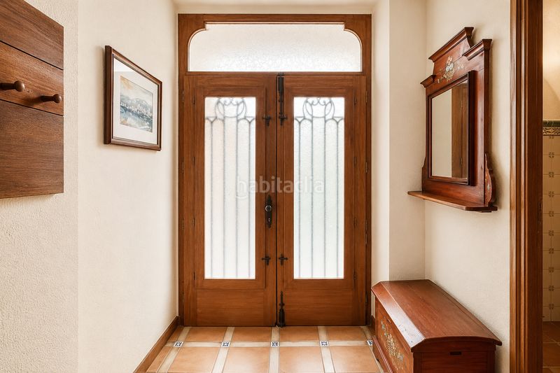 Foto b23dd030-969e-47a0-ab44-2970e5a3257f. Masia amb xemeneia a Darnius
