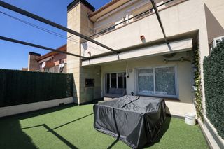 Semi detached house  Avinguda mas bohera. Bonita y acogedora casa adosada en venta en palau-saverdera