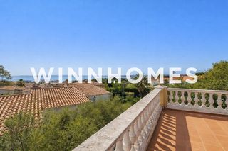 Maison  Carrer pindar. Bonita casa con vistas en venta en roses